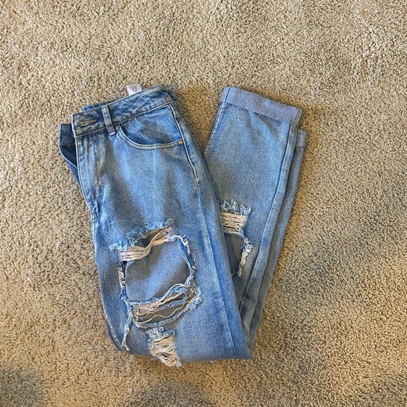 Nasty Gal Ripped Mom Jeans - Picture 2 of 4